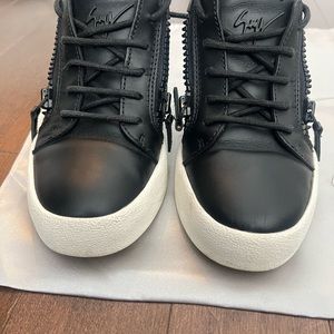 Giuseppe Zanotti